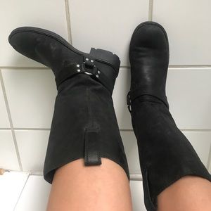 Born leather black boots